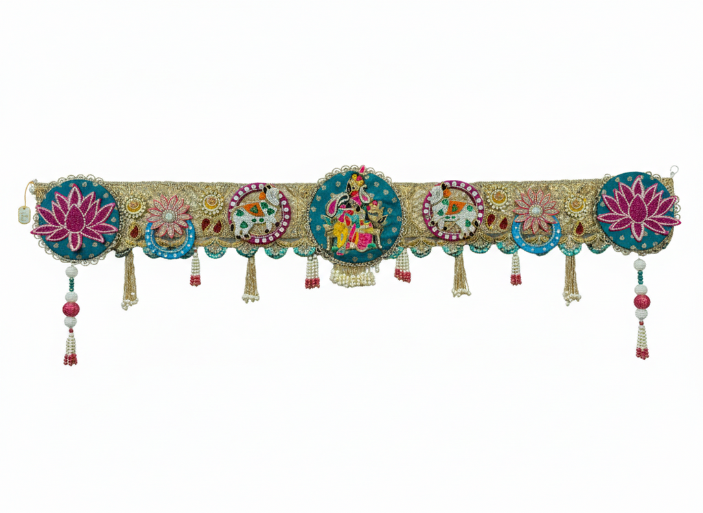Radha Krishna Ji Bandhanwar With Lotus (42 Inch)