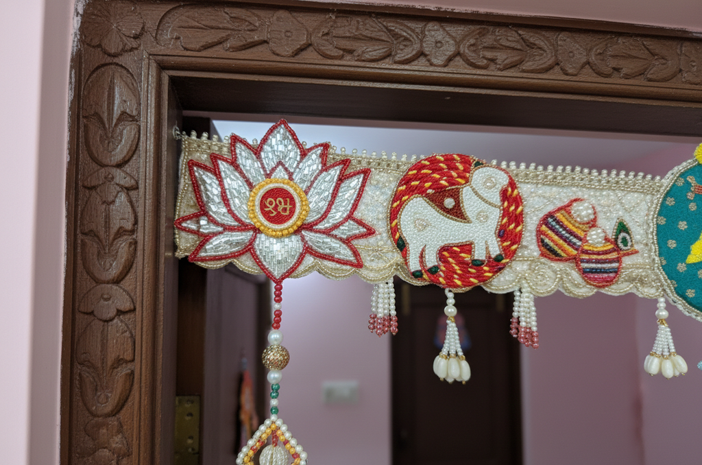 Shubh Labh Bandhanwar With Krishna Ji for Mandir/Festivals (42 Inch)