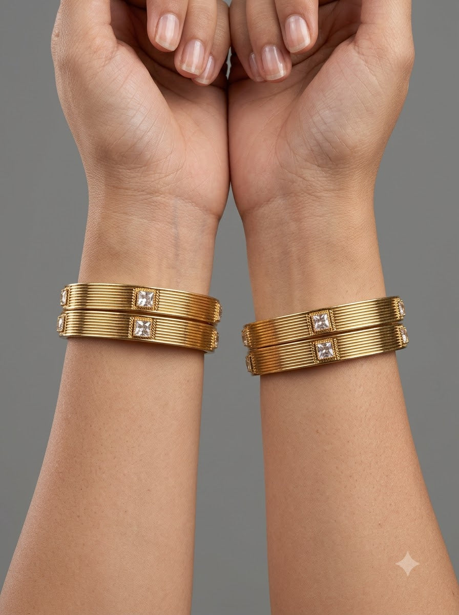 Ekta Bangles · Set of 4