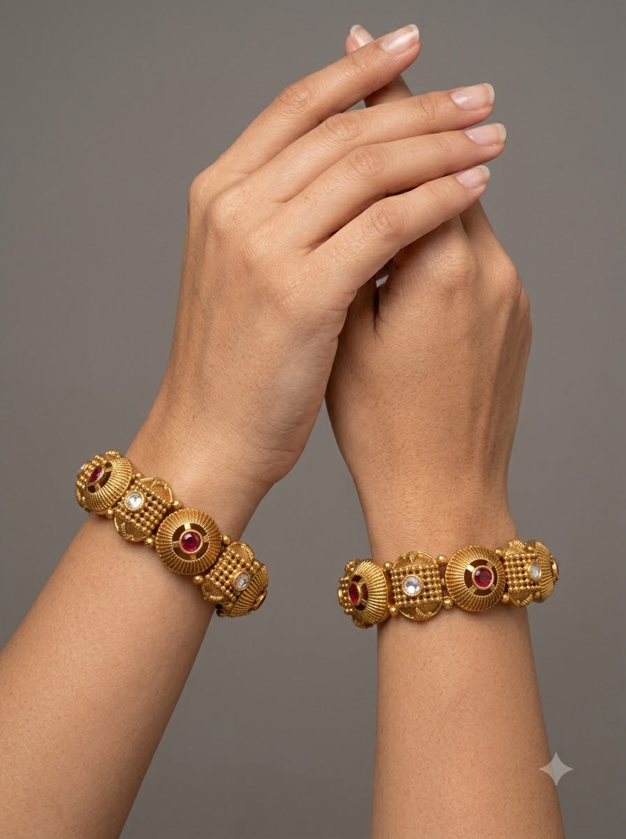 Siya Bangles · Set of 2